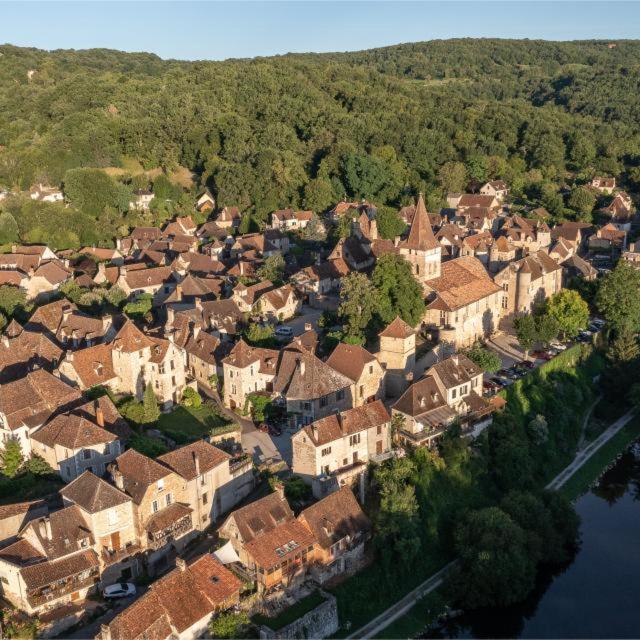 Le Pigeonnier Maison De Caractere Logement 4 Personnes La Maisonnette Renovee Logement 2 Personnes Floirac  Экстерьер фото