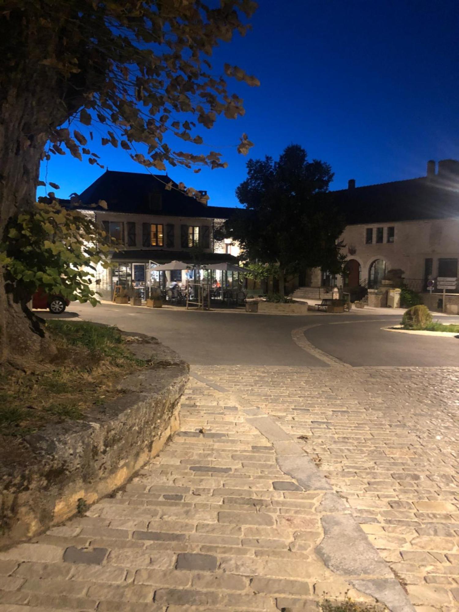 Le Pigeonnier Maison De Caractere Logement 4 Personnes La Maisonnette Renovee Logement 2 Personnes Floirac  Экстерьер фото